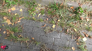 Wtf!! Fuckdate in the Middle of the Main Road!!