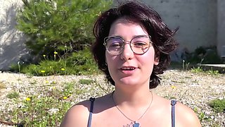 Emma, 30, loves France! - Jacquie et Michel TV