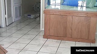 Erotic chick - its cleo sex - Its Cleo Live