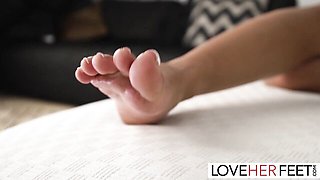 Love Her Feet featuring Black Angel and Karina King's feet smut