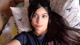Colombian Influencer GomezGomez Dares You To Watch This Amateur Lesbian Sex Tape