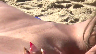 Katharine Madring and Carol Fenix on the Hor Beach Having Lesbian Sex