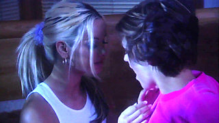 Bisexual Girl Finally Tries a Pussy