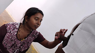 Her Stepbrother Was Masturbating, Bhabhi Saw the Boy and Bhabhi Was Shaking Her Stepbrother's Penis with Pleasure