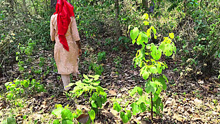 The Brother-in-law Took the Sister-in-law to the Forest on the Pretext of Roaming