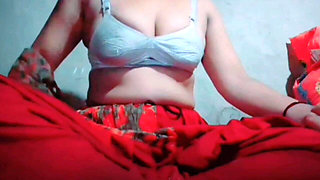 Desi Hot Bhabhi Is Masturbating Alone in the House Masturbating Her Hot Pussy Very Fast in Passion to Satisfy Her Lust Many