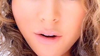 Big boob brunette masturbates on webcam