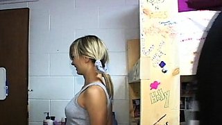 Cute amateur blonde teen Nishe pussy fucked in the car