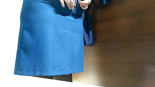 Curvy Mature Woman - Video From a Shopping Mall Fitting Room