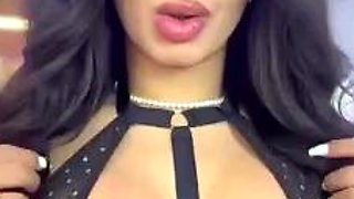 Amateur Webcam Teen Masturbates And Teases
