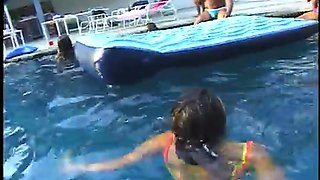 Some kinky black orgy right in the swimming pool is super duper hot