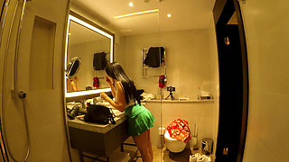 Hot amateur wife in green short tennis skirt no panties