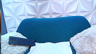 Latina with Perfect Body Does a Spectacular Sex Scene in My Room