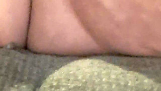 Rubbing the Clit Until I Cum