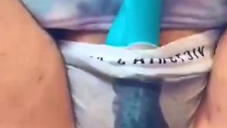 Amateur bbw shaved pussy solo masturbation with dildo