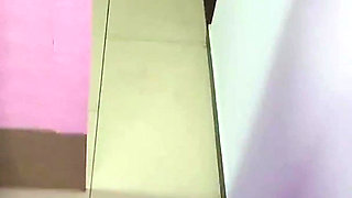 Sex in College Lockers! Laura Is Fucked by Her Classmate