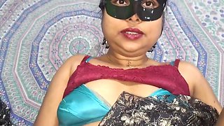 Deshi Indian Randi Girl Pick Up And Take It Home For Fucking With Dirty Hindi Audio