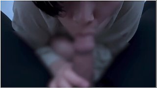 Girl With Short Hair Ejaculates A Lot In Her Mouth