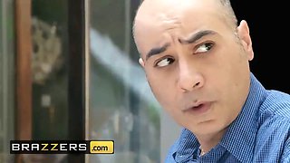 (Lisa Ann, jordi el) - lisas pool fellow toy - brazzers