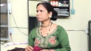 Indian aunty show her bobs and pussy fully nude