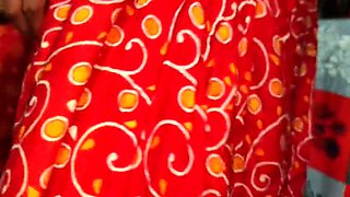 Desi Bhabhi Big Ass Fingering Sex with Oiled Pussy Orgasm