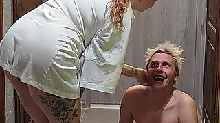 Femdom and Peeing, a Toilet Slave Eats Cereal with Urine and Swallows Urine