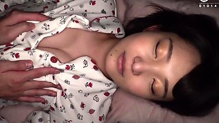 Japanese amateur Asian in lingerie fucked in high def
