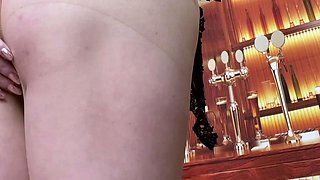 amateur vip ass flashing boobs on live webcam