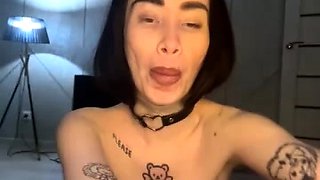 Amateur brunette ariana marie solo toying